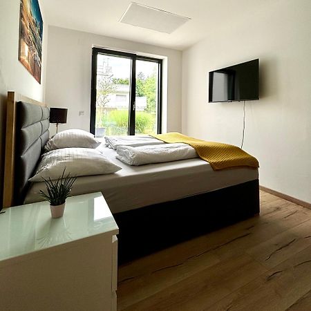 Schoene Wohnung Mit Terrasse Und Parkplatz Фельден-ам-Вёртер-Зе Экстерьер фото